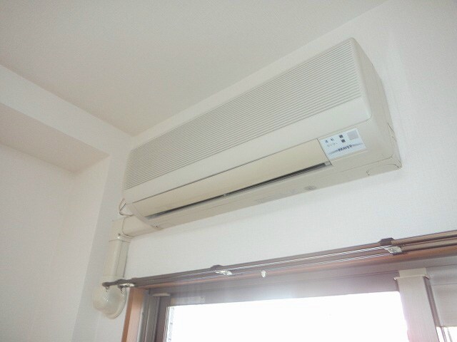 物件内観写真13　(エアコン完備♪)