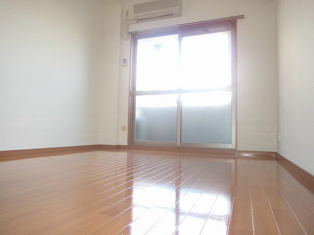 物件内観写真17　(日当たり良好♪)