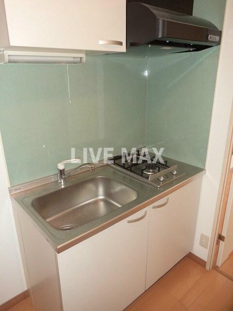 物件内観写真8　(システムキッチン♪2口ガスコンロ♪)