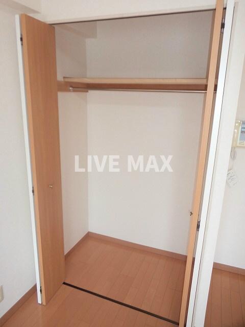 物件内観写真13　(クローゼット♪)