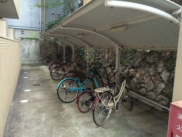 建物設備(駐輪場)