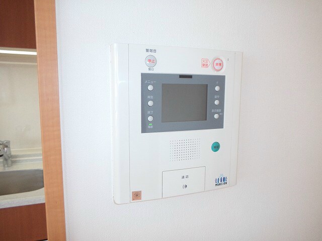 物件内観写真10　(TV付きインターホン♪)