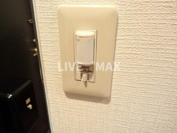 その他(オート人感センサーライト♪)