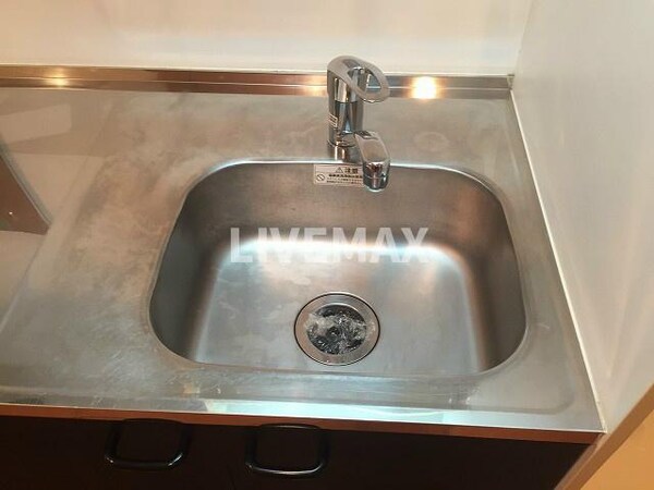 キッチン(※写真は別部屋の物となります)