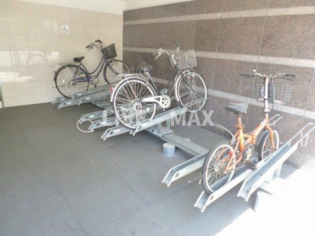 物件内観写真27　(駐輪場)