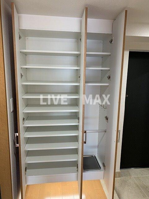 物件内観写真14　(シューズボックス)