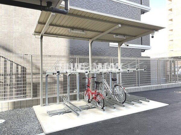 建物設備(駐輪場)