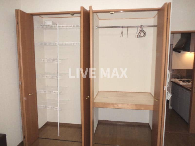 物件内観写真14　(クローゼット♪)