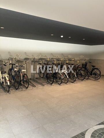 物件内観写真23　(駐輪場)