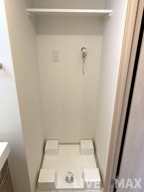 物件内観写真18　(洗濯機置き場)