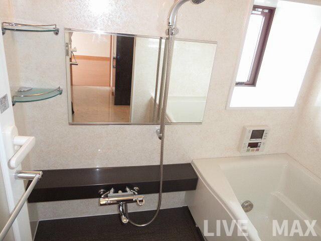 物件内観写真15　(TV付き♪24時間換気乾燥システム♪)