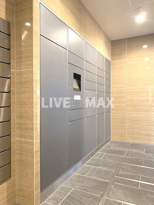 物件内観写真19　(宅配ボックス有)