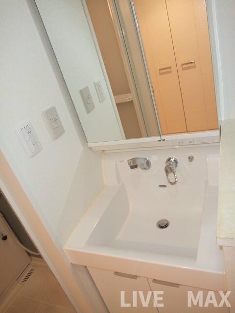 物件内観写真10　(シャンプードレッサー♪)