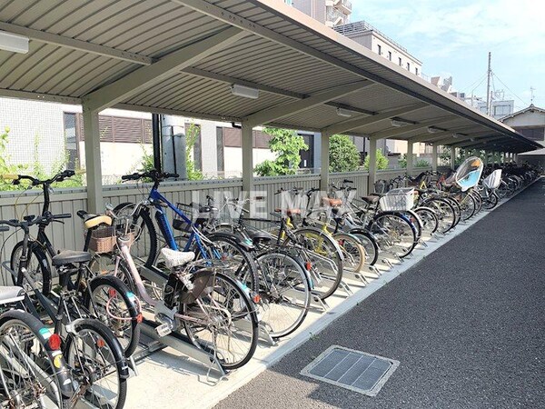 建物設備(駐輪場)