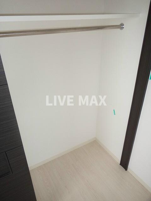 物件内観写真8　(クローゼット♪)