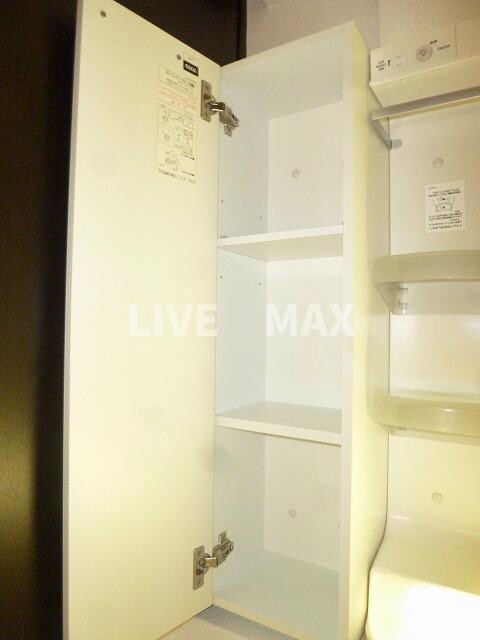 物件内観写真24　(洗面収納♪)