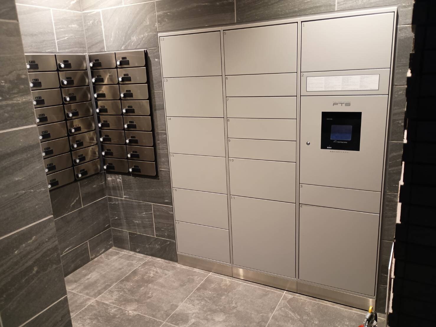 物件内観写真26　(宅配ボックス)