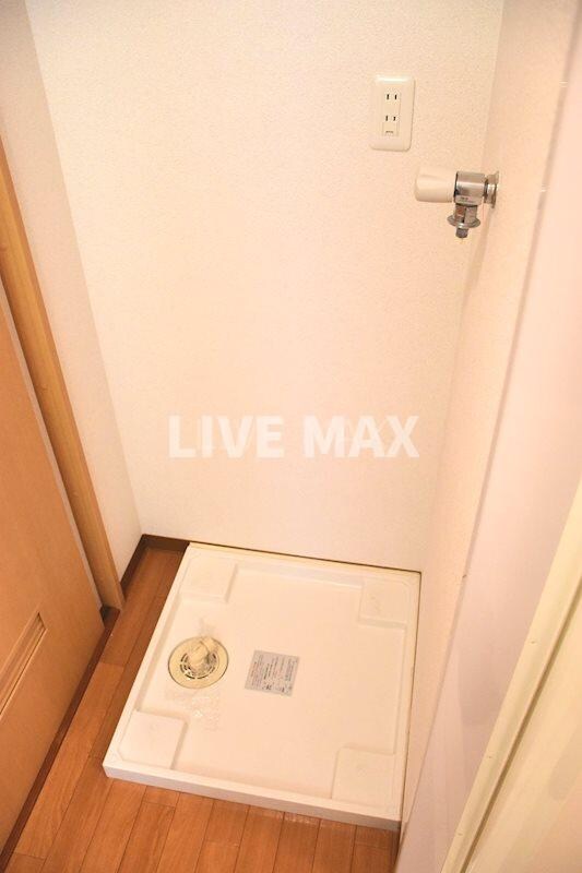 物件内観写真25　(洗濯機置き場)