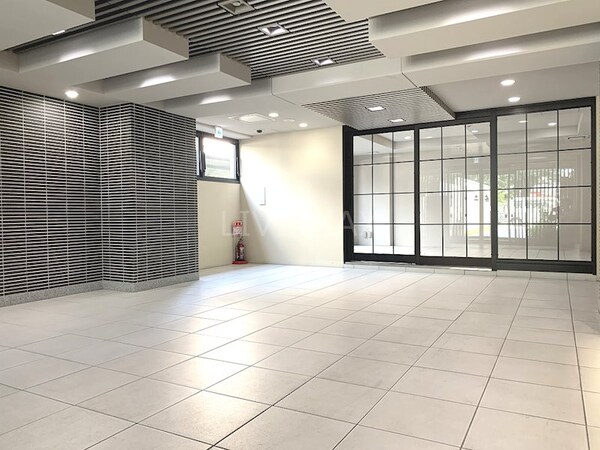 ロビー・ラウンジ