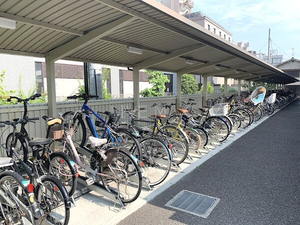 建物設備(駐輪場)