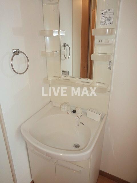 物件内観写真10　(独立洗面台♪)