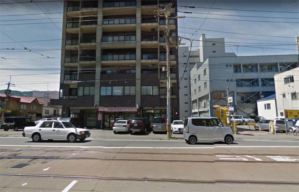 物件外観写真8　(山鼻さとう歯科（140m）)