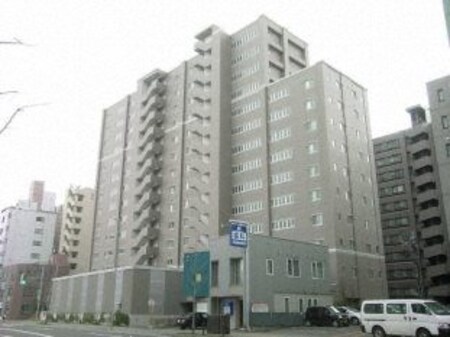 JP noie 円山表参道外観写真