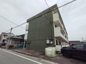 コ－ポリヲ外観写真