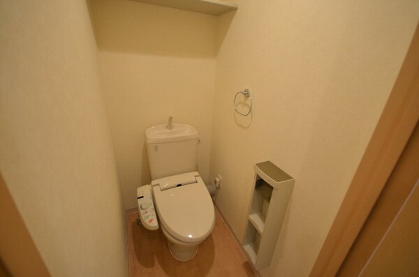 トイレ(シャワートイレ)