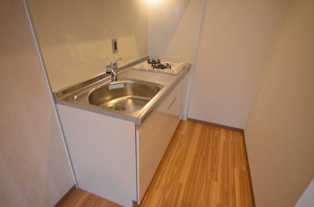 キッチン(２口コンロ付システムキッチン※別室写真)