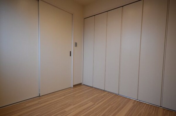 居室・リビング(洋室※別室写真)