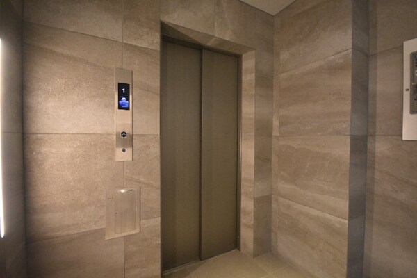 エントランス(エントランス)