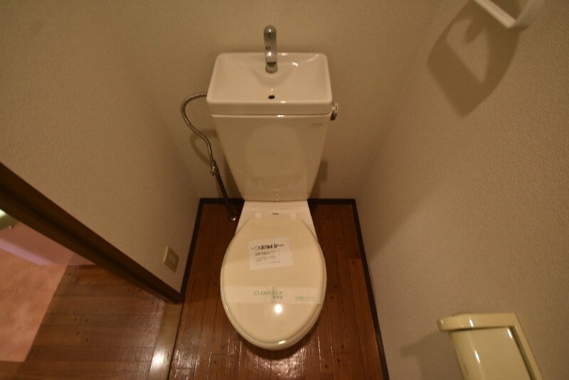 トイレ(トイレ)