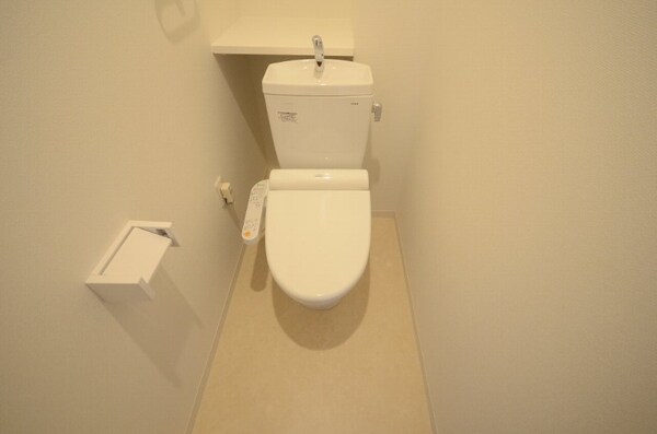 トイレ(温水洗浄便座)