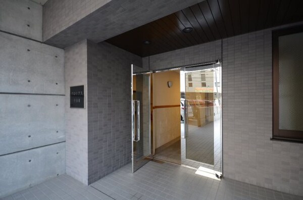 エントランス(エントランス)