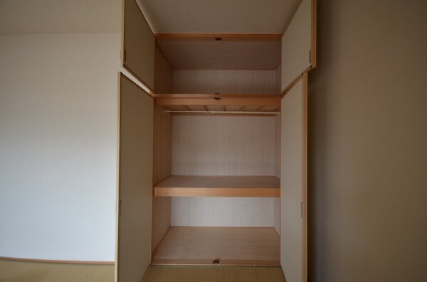 収納(押入れ※別号室)