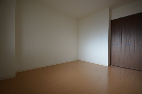 居室・リビング(洋室7.4帖※別号室)