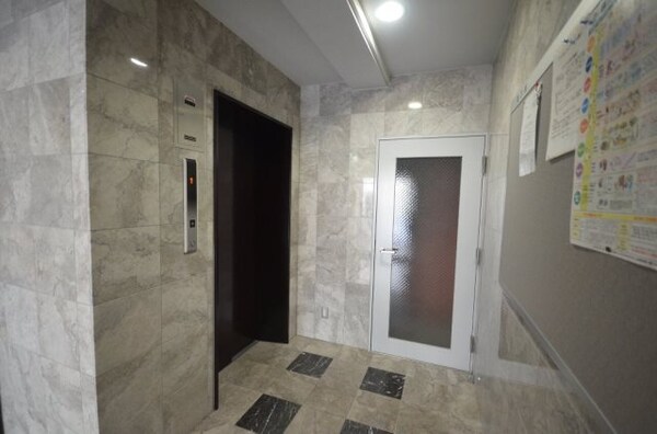 ロビー(ロビー)