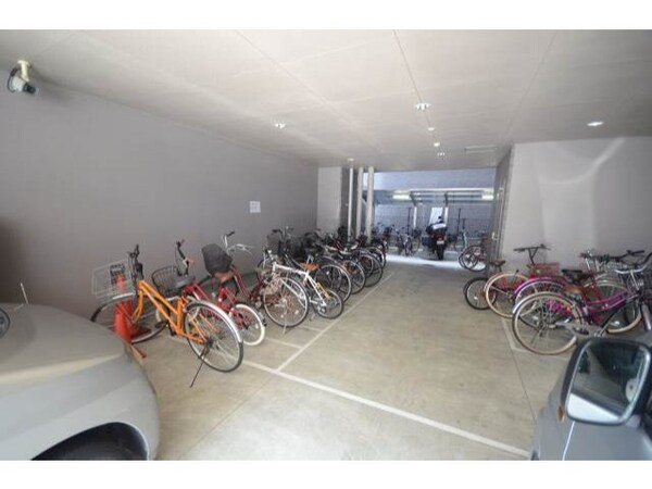 その他共有部分(駐輪場)