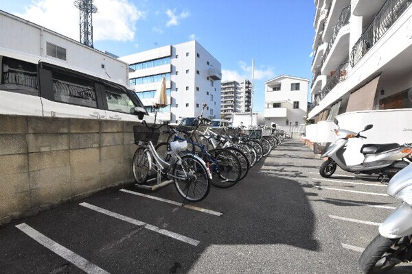 その他共有部分(駐輪場)