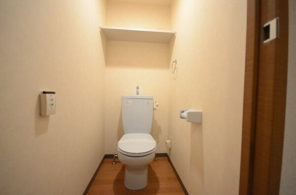 トイレ(トイレ)