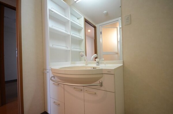 洗面所(独立洗面台)