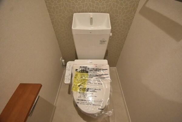 トイレ(シャワートイレ)