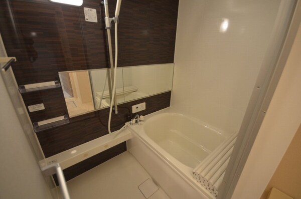 バス／シャワールーム等(バス／シャワールーム等)