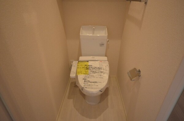 トイレ(シャワートイレ)