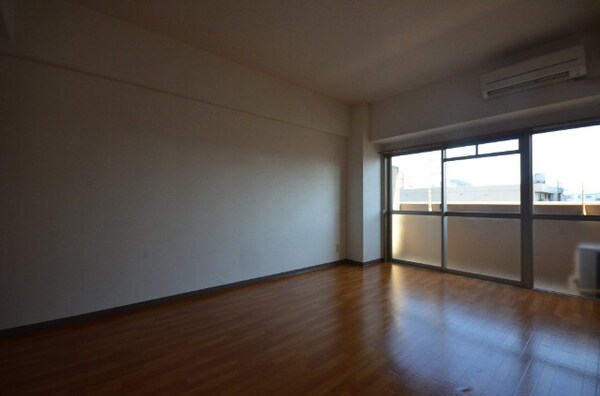 居室・リビング(洋室※別号室)