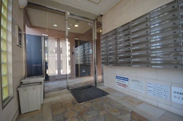 エントランス(エントランス)