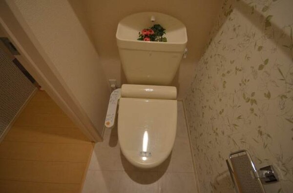 トイレ(ウォシュレット付トイレ)