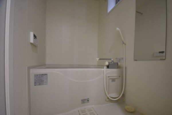 バス／シャワールーム等(浴室乾燥機付バス)