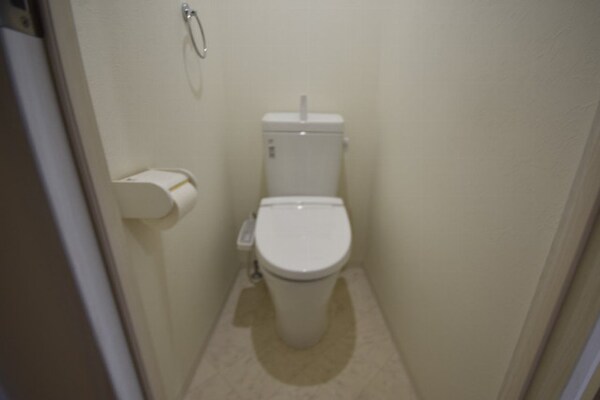 トイレ(温水洗浄便座)